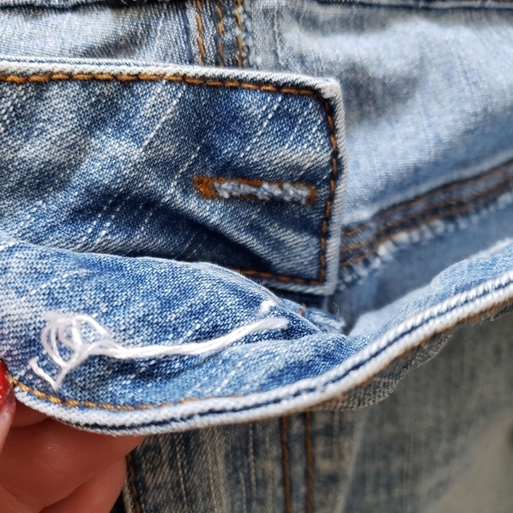 One Tuff Babe Vintage Blue Jean Denim Mini Skirt Side Button 7/8 90s Y2K Low Ris - Picture 7 of 7